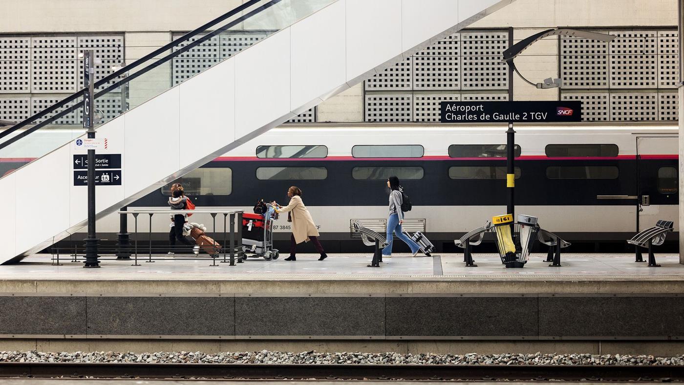 AEROPORT CHARLES DE GAULLE 2 TGV - SERVICES